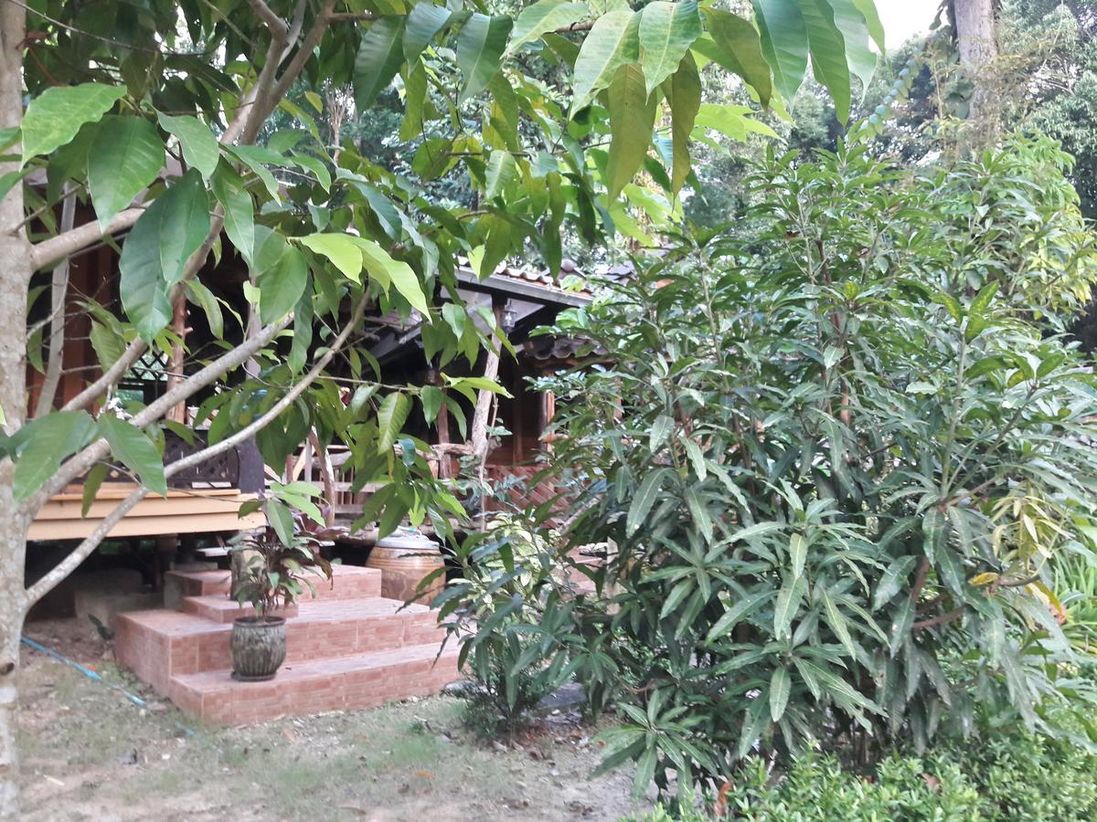 Hotel Koh Kood Little Hut Ko Kut Esterno foto